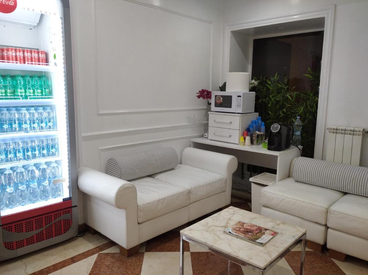 Hotel Positano Рим Екстериор снимка